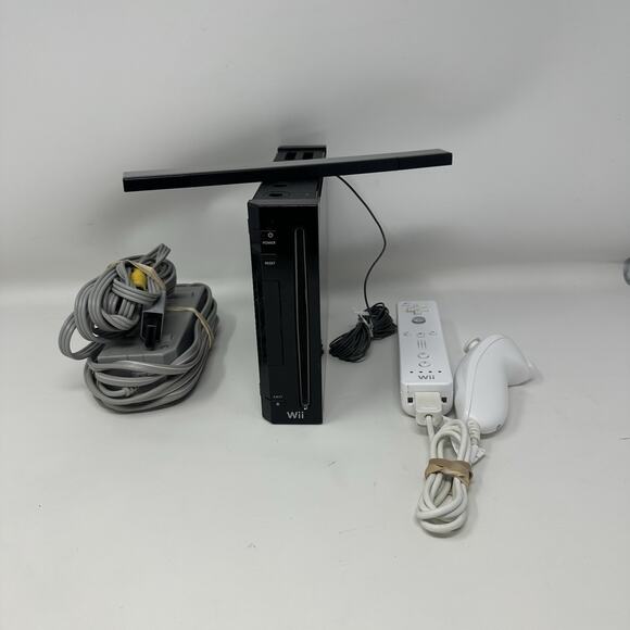 Nintendo Wii RVL-101 Black Console Bundle White Controller Tested Works - Picture 1 of 11